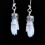 Load image into Gallery viewer, Hand Earrings with 18K Gold Bangle in Mother of Pearl
