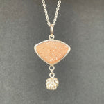 Load image into Gallery viewer, Peach Druzy with Succulent
