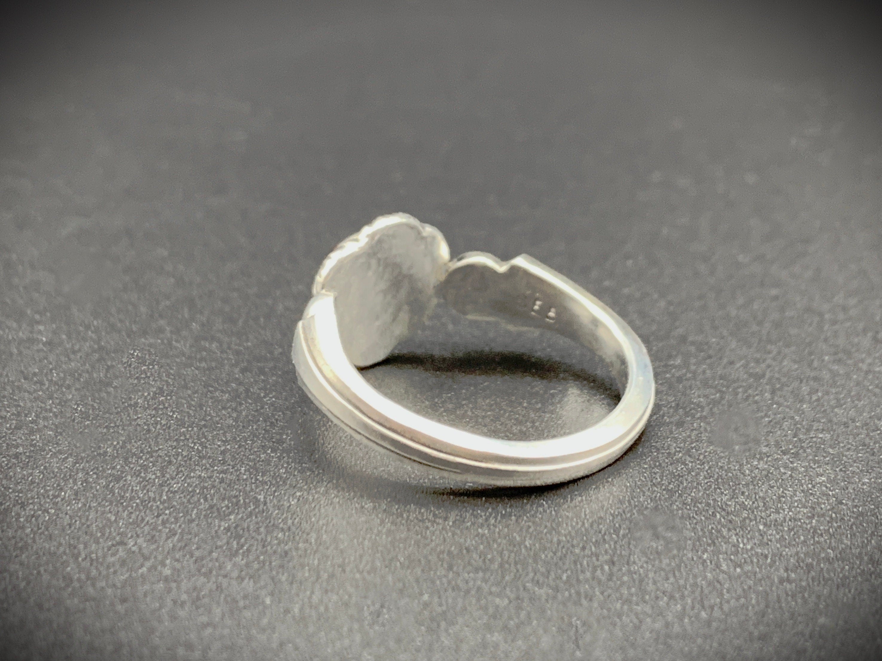 Art Deco Garnet ring in Sterling Silver