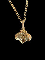 Load image into Gallery viewer, Gold Bee Charm, 10K
