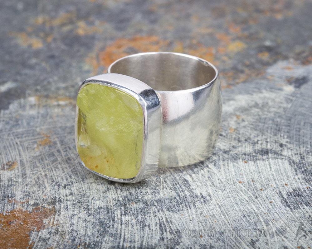 Rough Top Prehnite Wide Band Ring