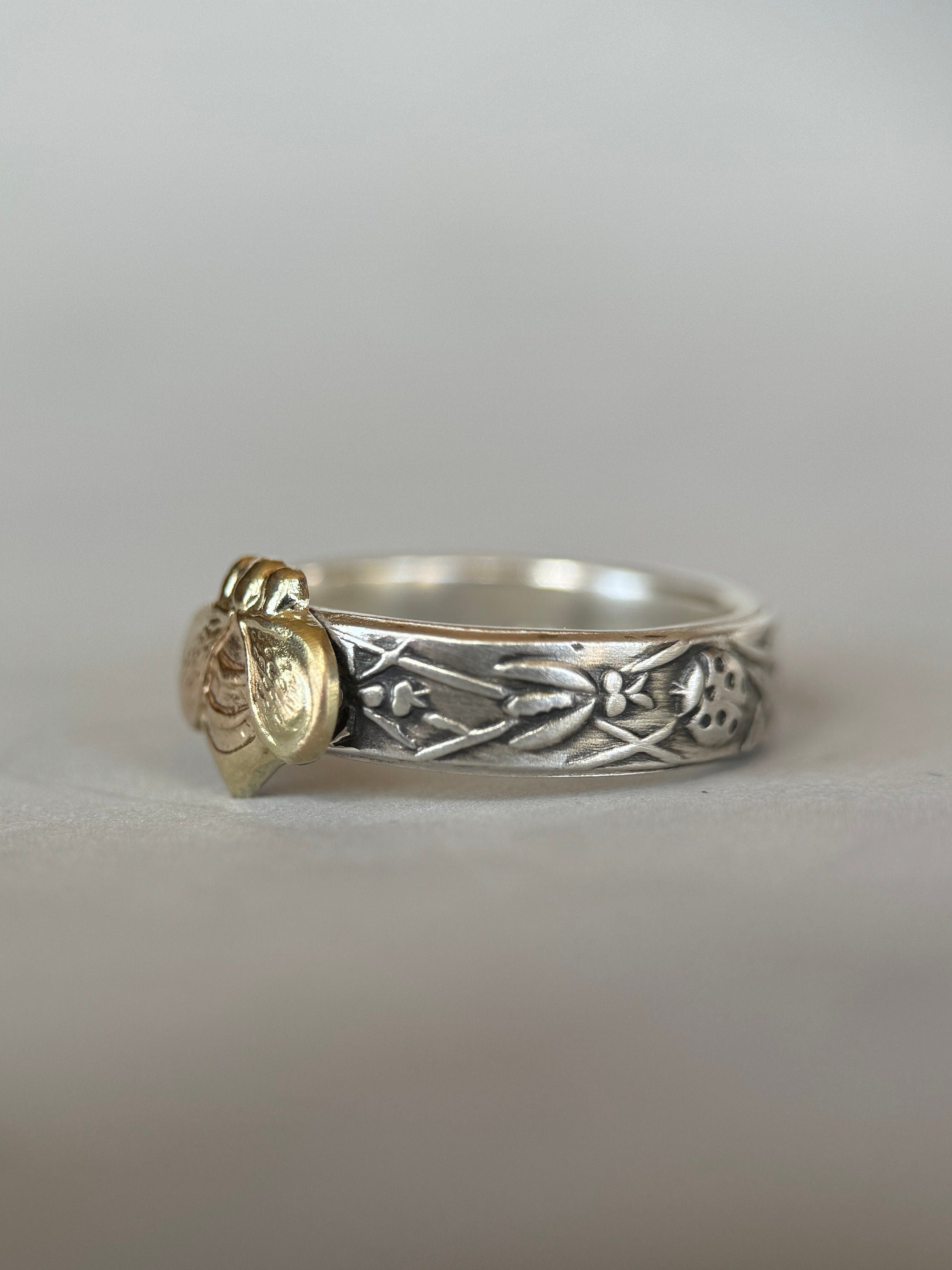 Bee and Friends Ring