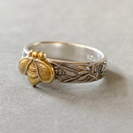 Load image into Gallery viewer, Bee and Friends Ring
