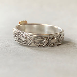 Bee and Friends Ring