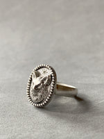 Load image into Gallery viewer, Fox Signet Ring
