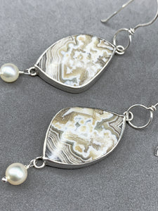 Laguna Lace Agate with Pearls