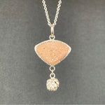 Load image into Gallery viewer, Peach Druzy with Succulent
