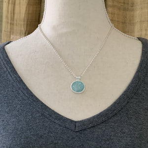 Aquamarine Pendant with Natural Top