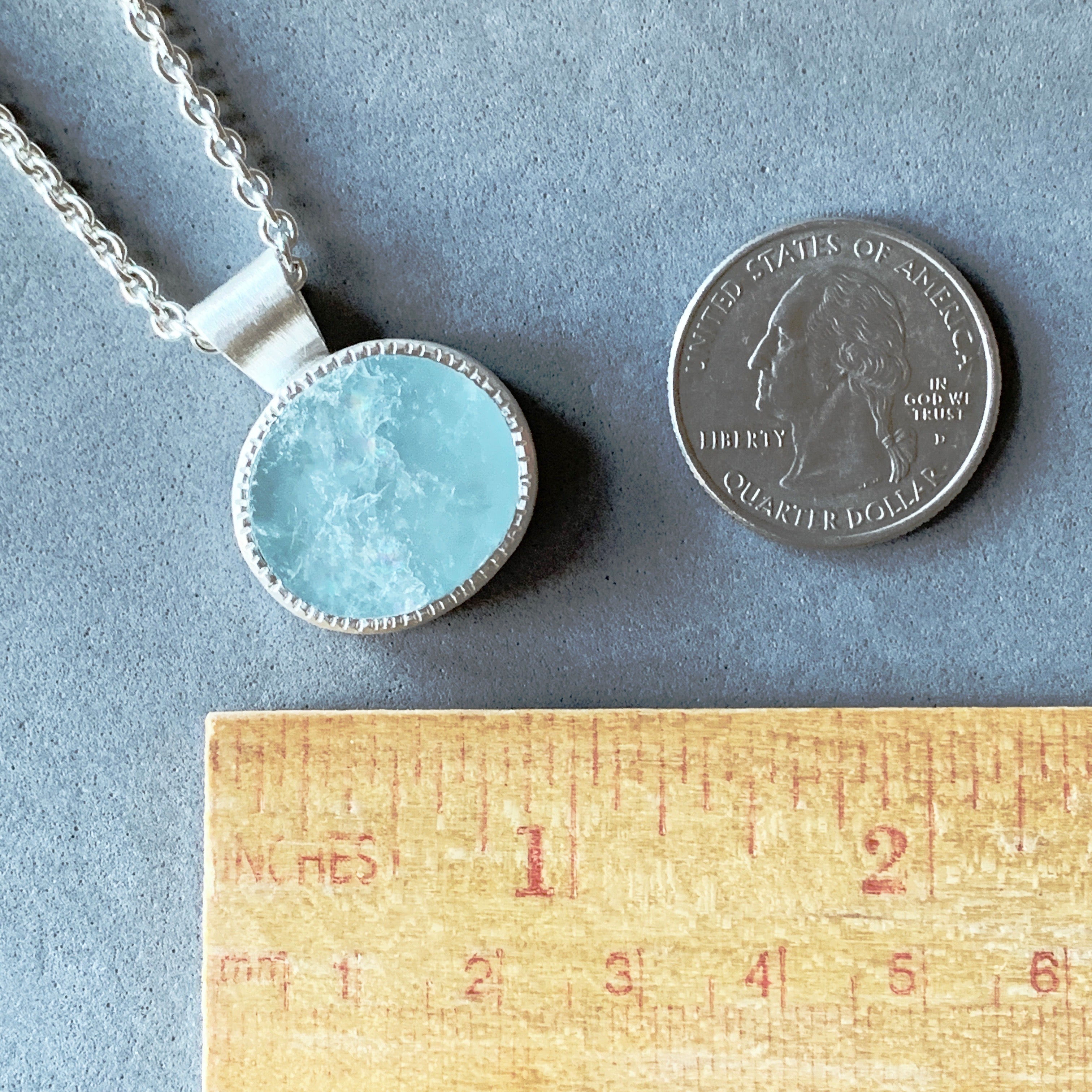 Aquamarine Pendant with Natural Top