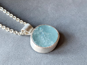 Aquamarine Pendant with Natural Top