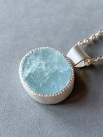 Load image into Gallery viewer, Aquamarine Pendant with Natural Top
