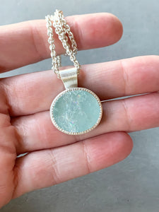 Aquamarine Pendant with Natural Top